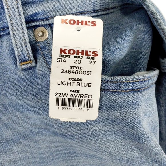 NWT Levis Womens 22W Classic Straight Leg Light Blue Jeans - Picture 4 of 8